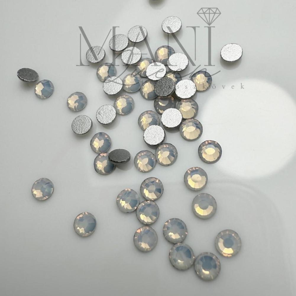 White Opal SS5
